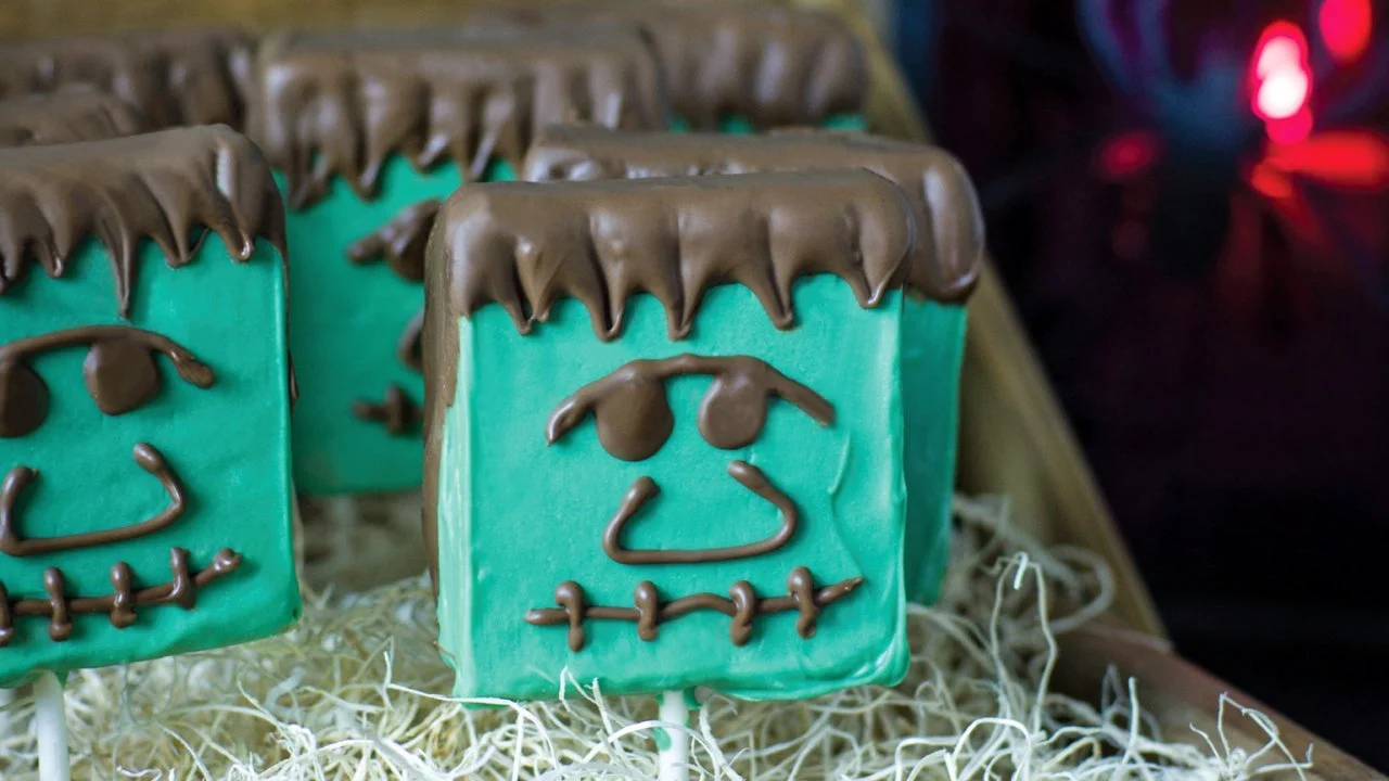 Make Frankens'more Treat Pops for Halloween | HGTV