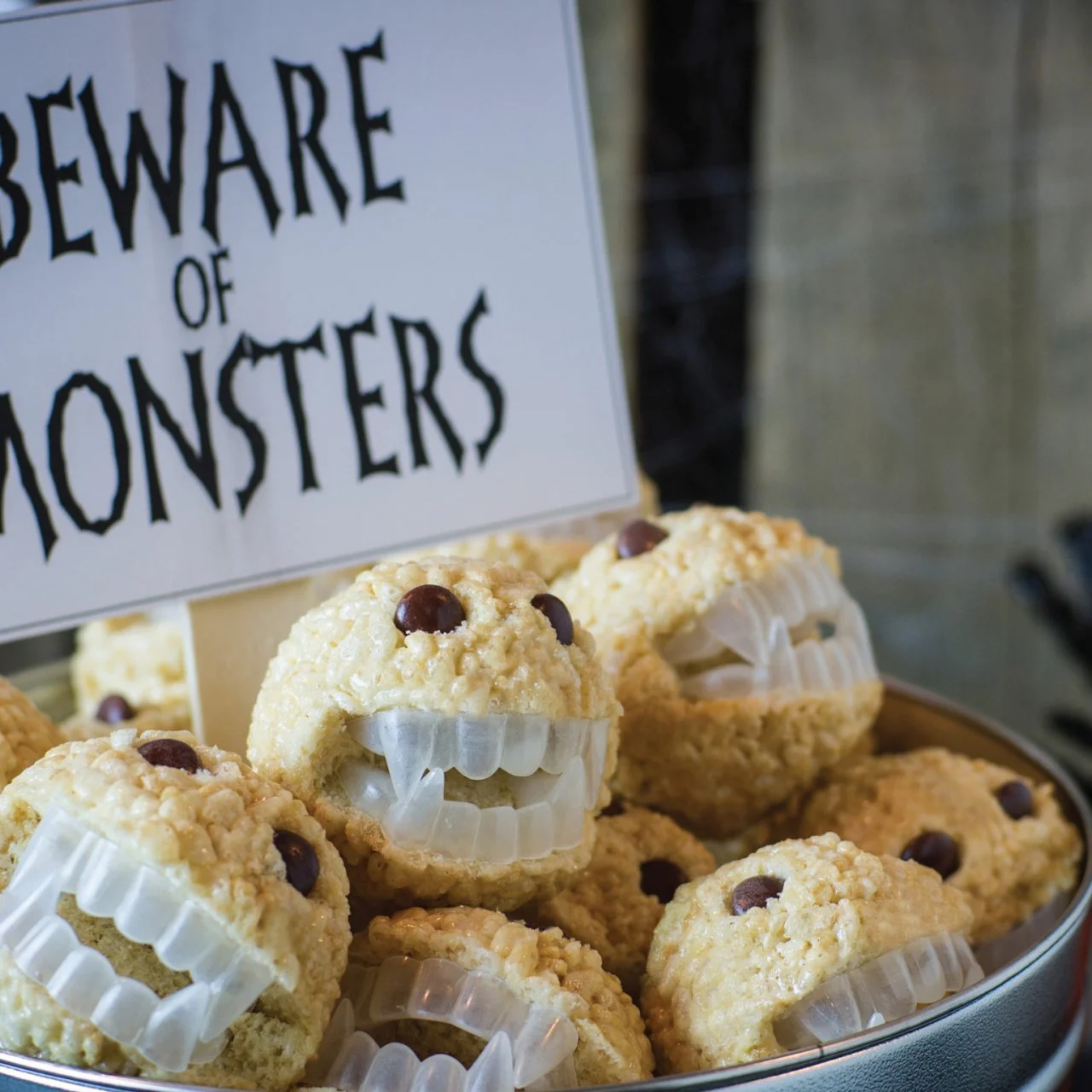 How to Make Rice Cereal Halloween Treats | HGTV