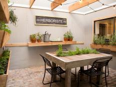 Atrium Dining Room With Herb Garden