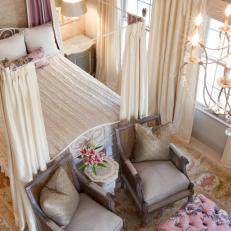 Traditional Romantic Bedroom With Canopy Bed and Chandelier 