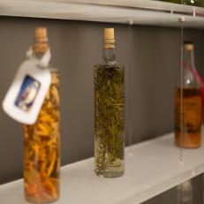 SF-Decorator-Showcase-14-mixologist-quarters-bottles-of-herbs_v