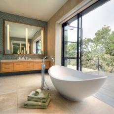 Master Bath Offers Indoor-Outdoor Living