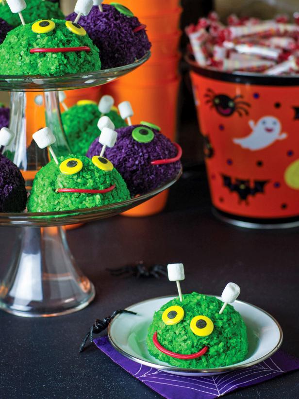 These fun-filled cupcakes are sure to be a hit at your Halloween party
