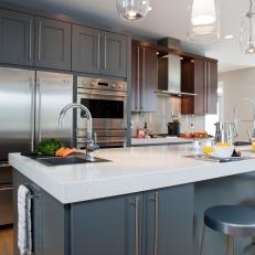 Cabinet Pulls Add Vertical Design Element to Kitchen