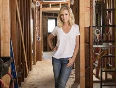 Jennie Garth is photographed in her Los Angeles home prior to renovation on 
March 18, 2014.
