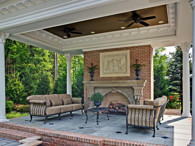 Outdoor Living Room With Fireplace