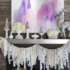 A Feminine Garland in Tones of White and Gray