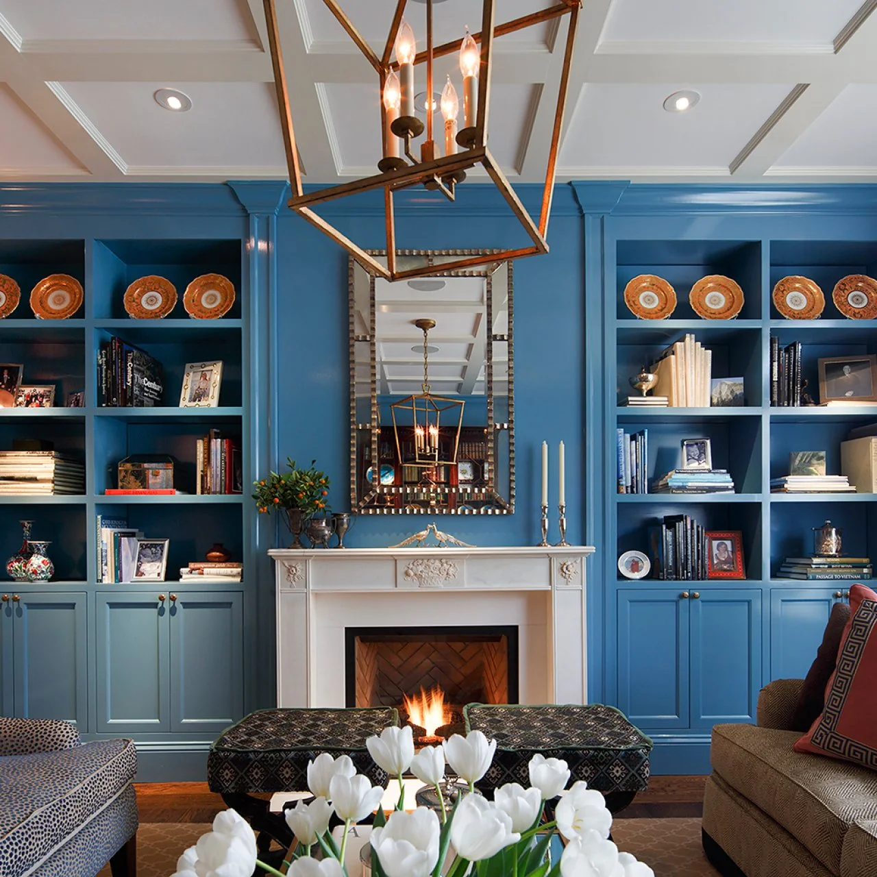 A Twist on Traditional Living Spaces | HGTV, image size:1280x1280