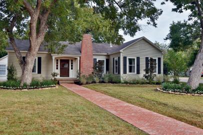 A 1940s Vintage Fixer Upper For First Time Homebuyers Fixer Upper Welcome Home With Chip And Joanna Gaines Hgtv