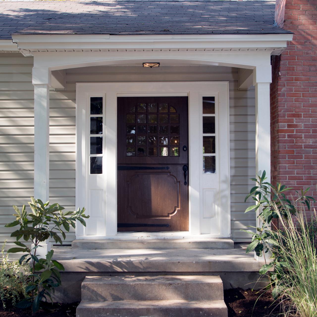 17 Inviting Front Doors