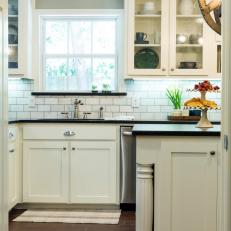 A Welcoming Kitchen With Vintage Touches