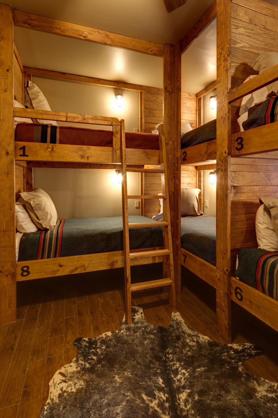 Lodge Style Bunk Room With Rustic Built, Rustic Bunk Beds