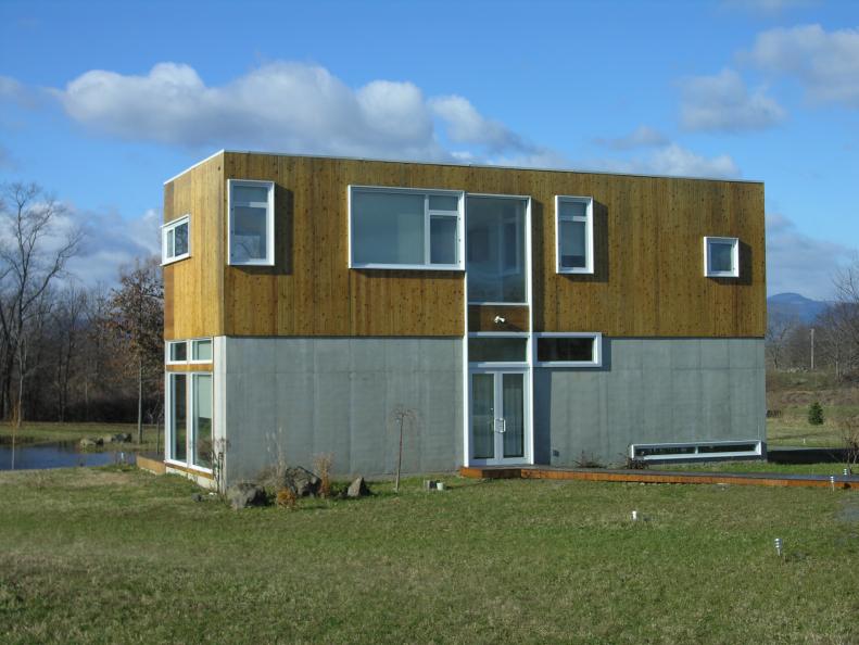 Modern House With Concrete and Wood Exterior