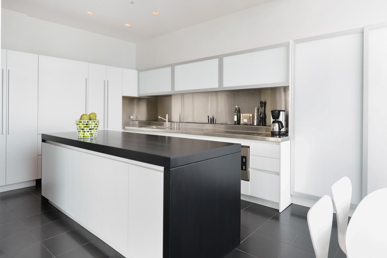 25 Dreamy Kitchens With Neutral Color Palettes: HGTV