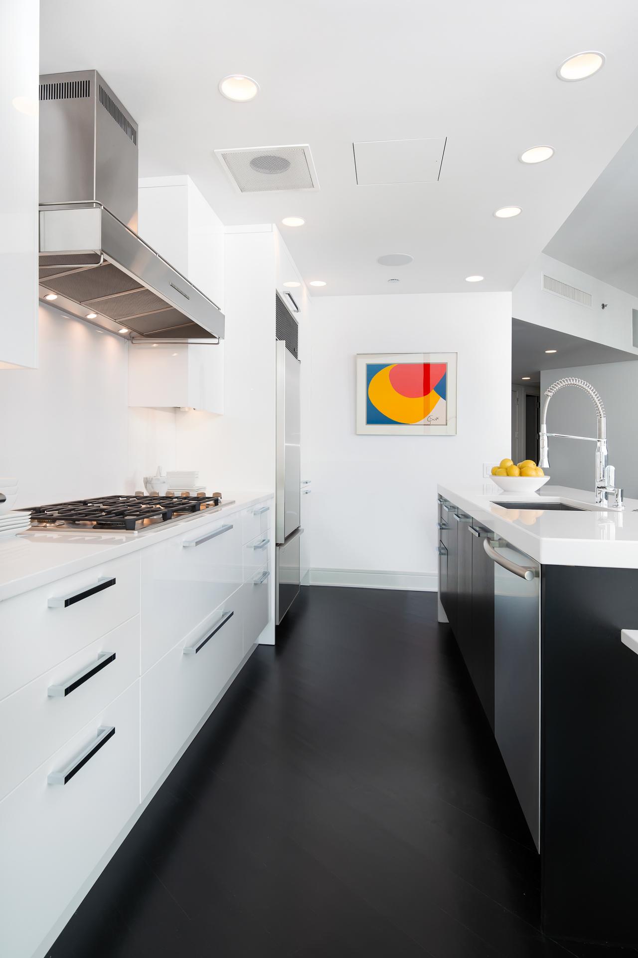 Black-and-White Kitchen With Modern Art | HGTV