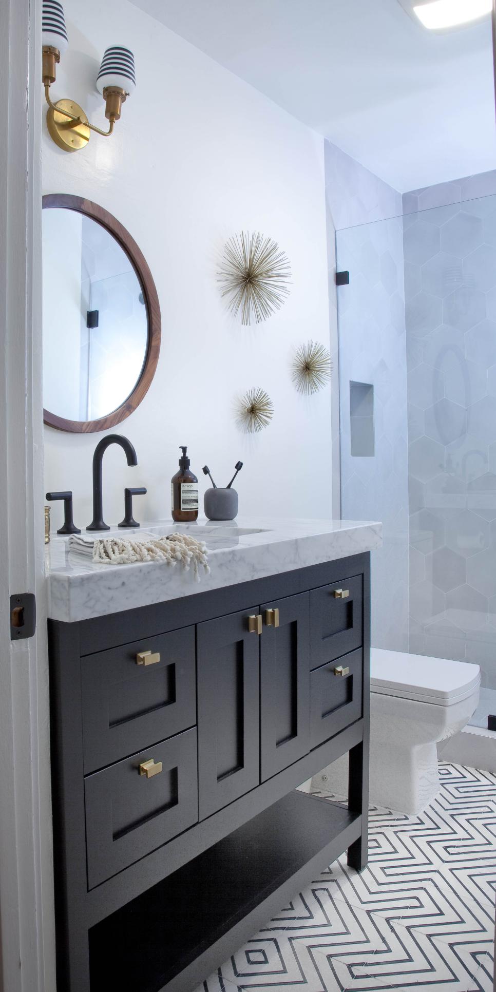 Contemporary Black-and-White Bathroom is Chic, Playful | HGTV