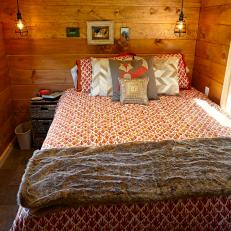 Photos Hgtv Tiny Home Bedroom With Rustic Wood Paneled Walls
