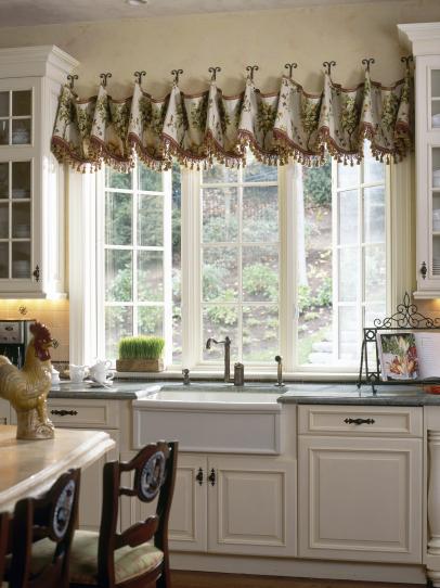 Kitchen Window Treatment Ideas, Country Kitchen Bay Window Curtains