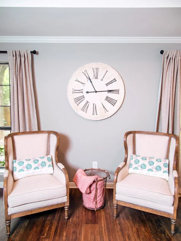 The seating area in the master suite of the McKenzie home, as seen on Fixer Upper. (after)