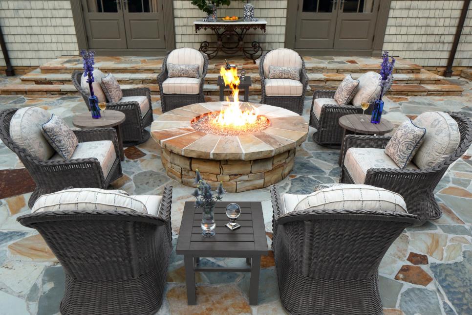 Rustic Style Fire Pits HGTV   1445987099465 