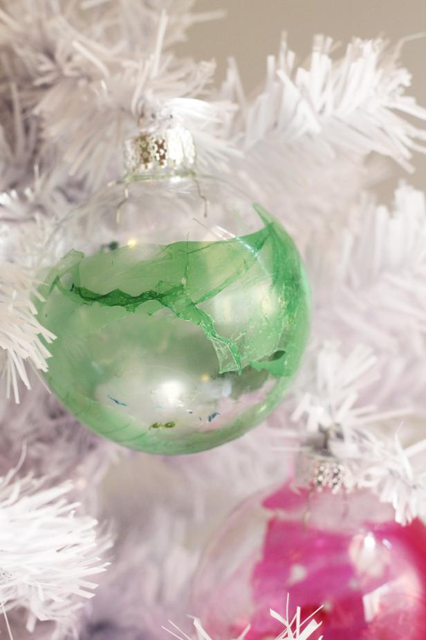 10 Ways To DIY a Clear Ornament - HGTV Handmade 