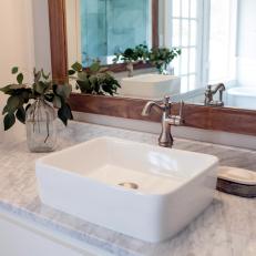 Floating Sink Basins Modernize Bathroom Design