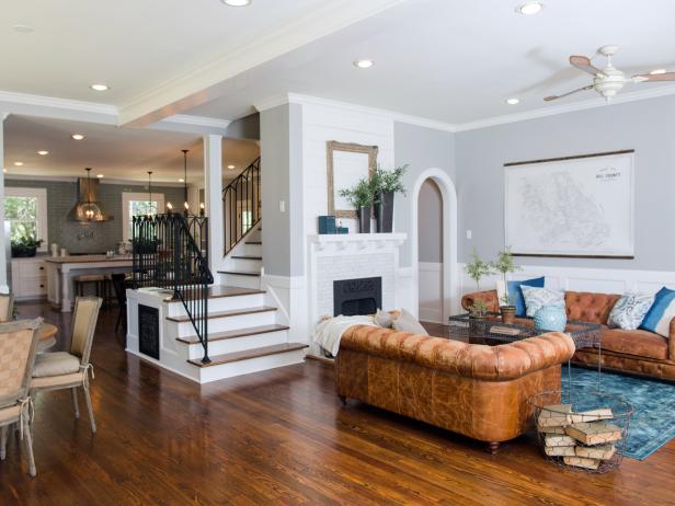 Living Room With Raised Ceiling | HGTV