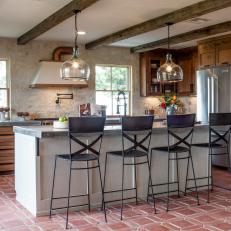 Exposed Beams Complete Rustic Design in Kitchen