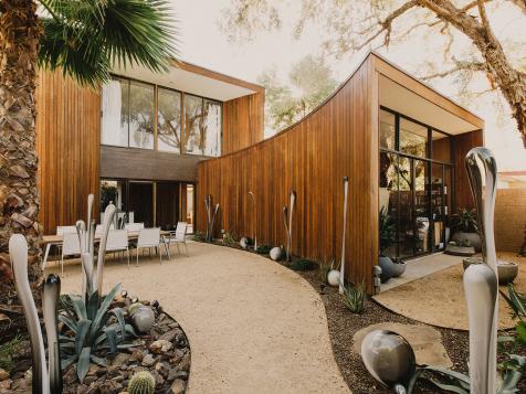 1980s Contemporary Home Undergoes Restoration for Globetrotting Homeowner