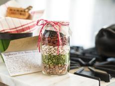 Lifestyle expert P. Allen Smith shares a fun recipe for bean soup that can be presented in Mason jars for a lovely farm to table look.