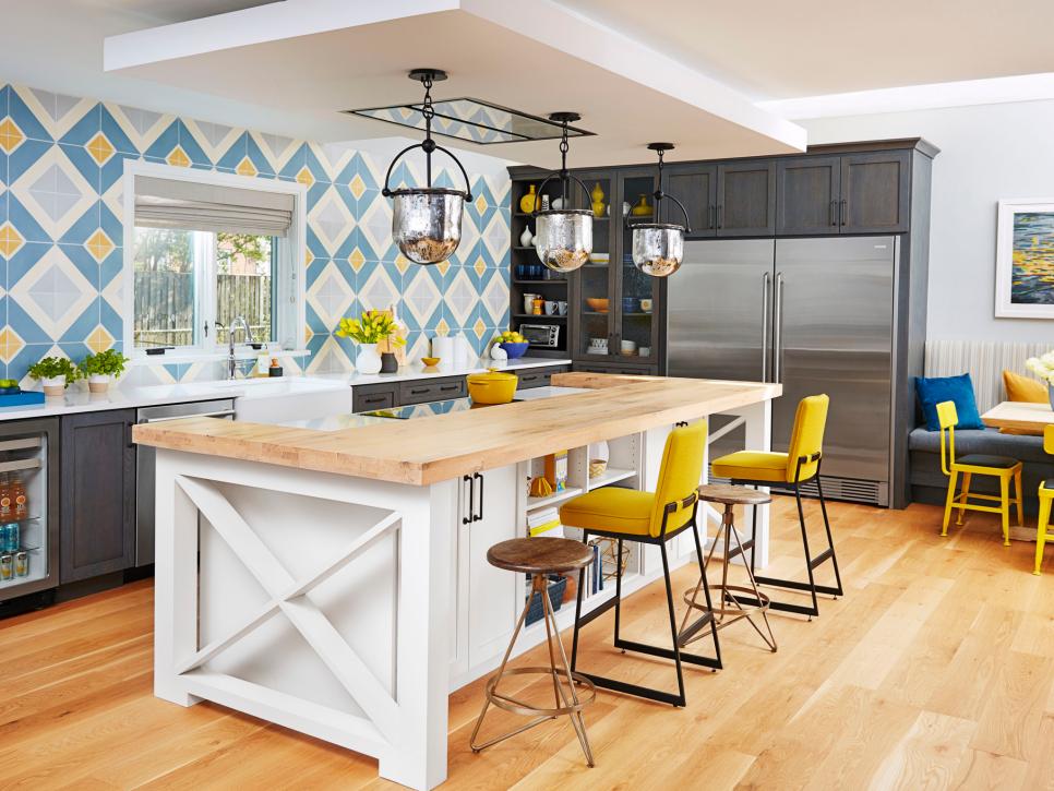 Accent Color Islands Kitchen Ideas 