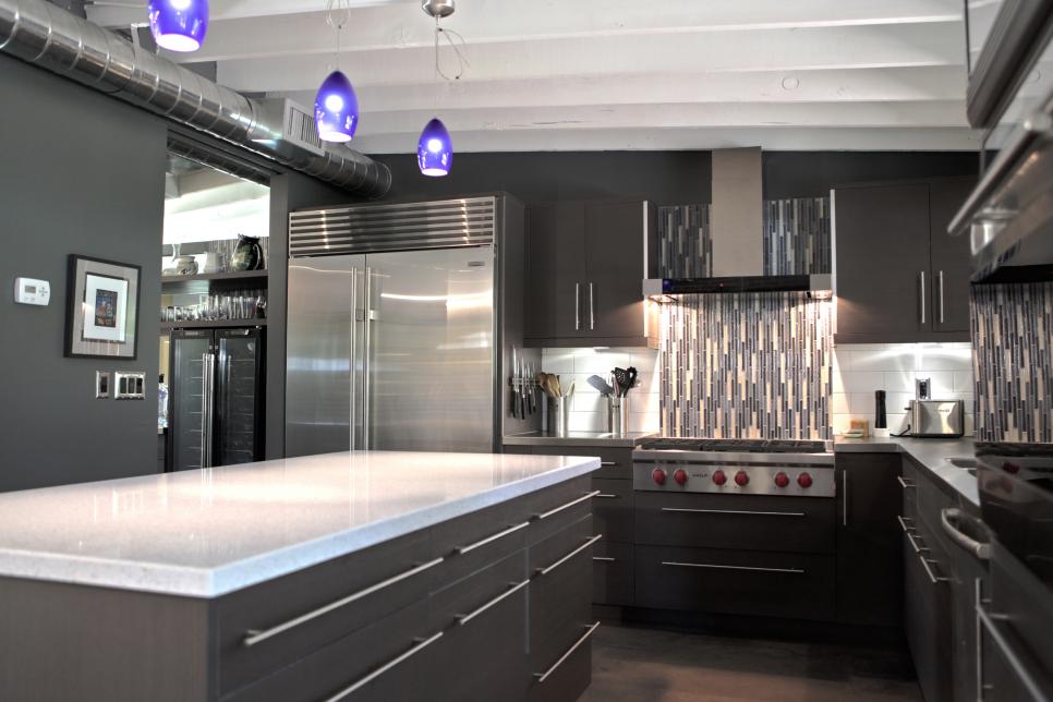 Black and Gray Contemporary Kitchen