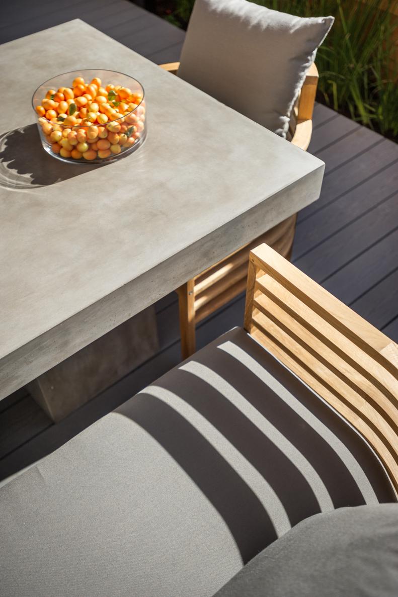 HGTV Smart Home 2015 Outdoor Dining Table 