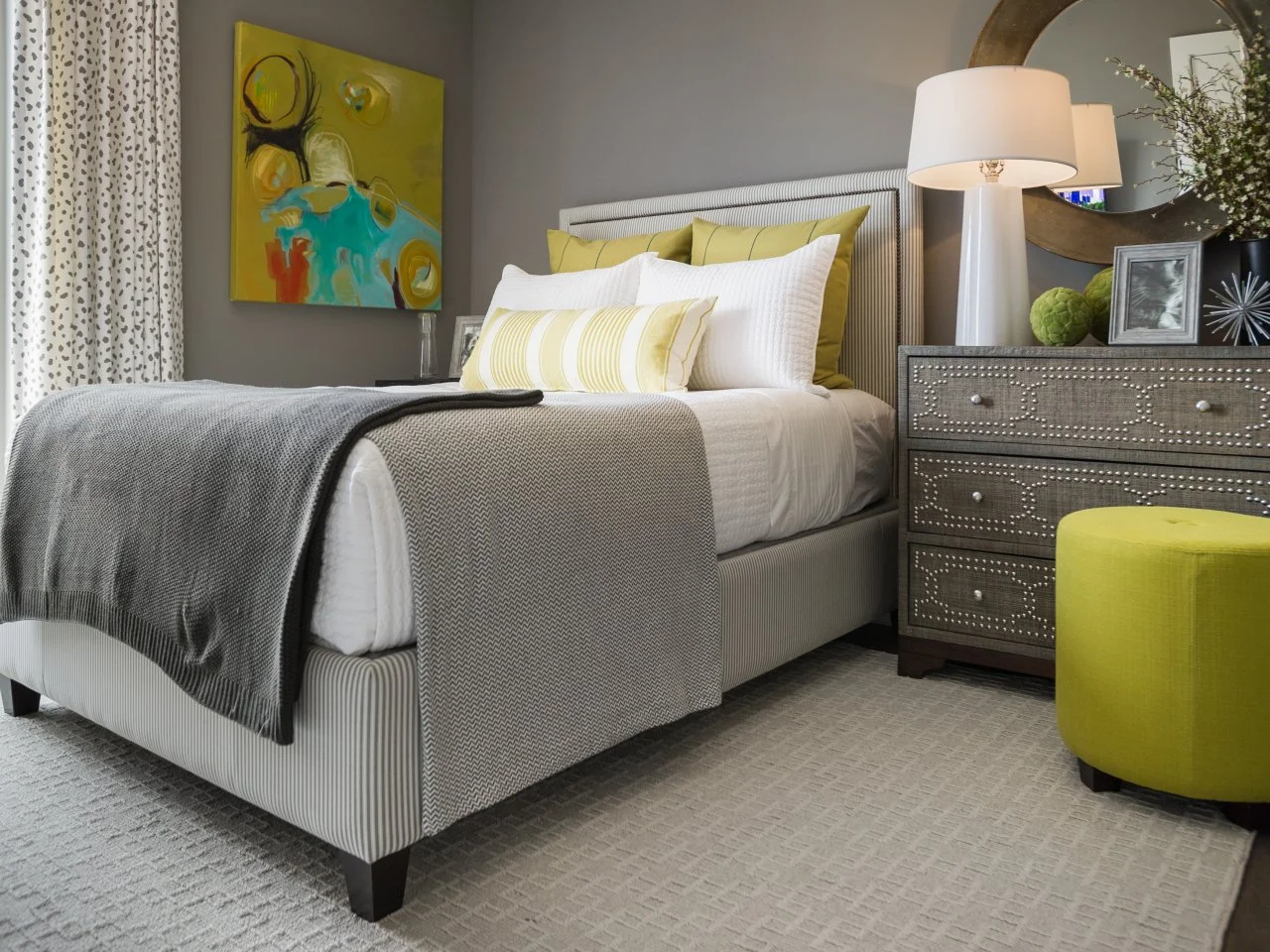 Guest Bedroom From HGTV Smart Home 2015 | HGTV, image size:1280x960