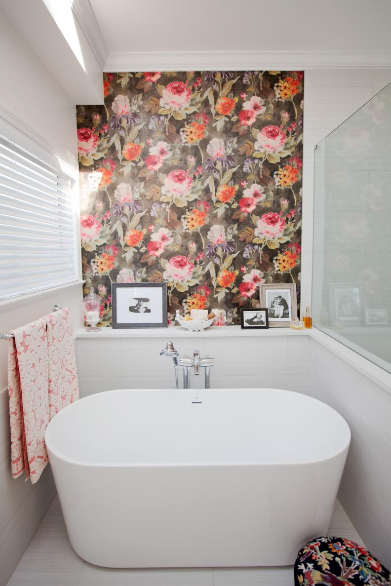 Bathroom with Floral Accent Wall 