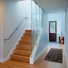 Glass Staircase Helps to Conduct Light