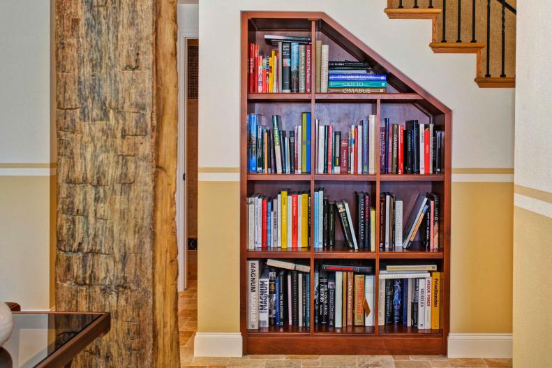 Built-In Bookshelf Under Stairs