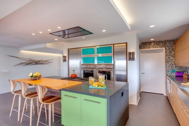 How to Decorate a Kitchen With Colorful Accents: Stunning Ideas