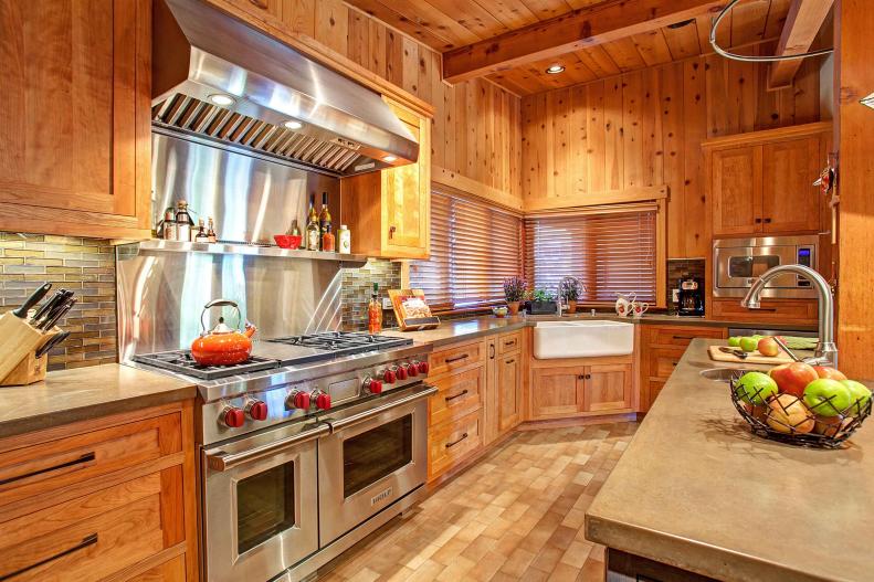 Rustic Wood Kitchen With Wood Cabinets