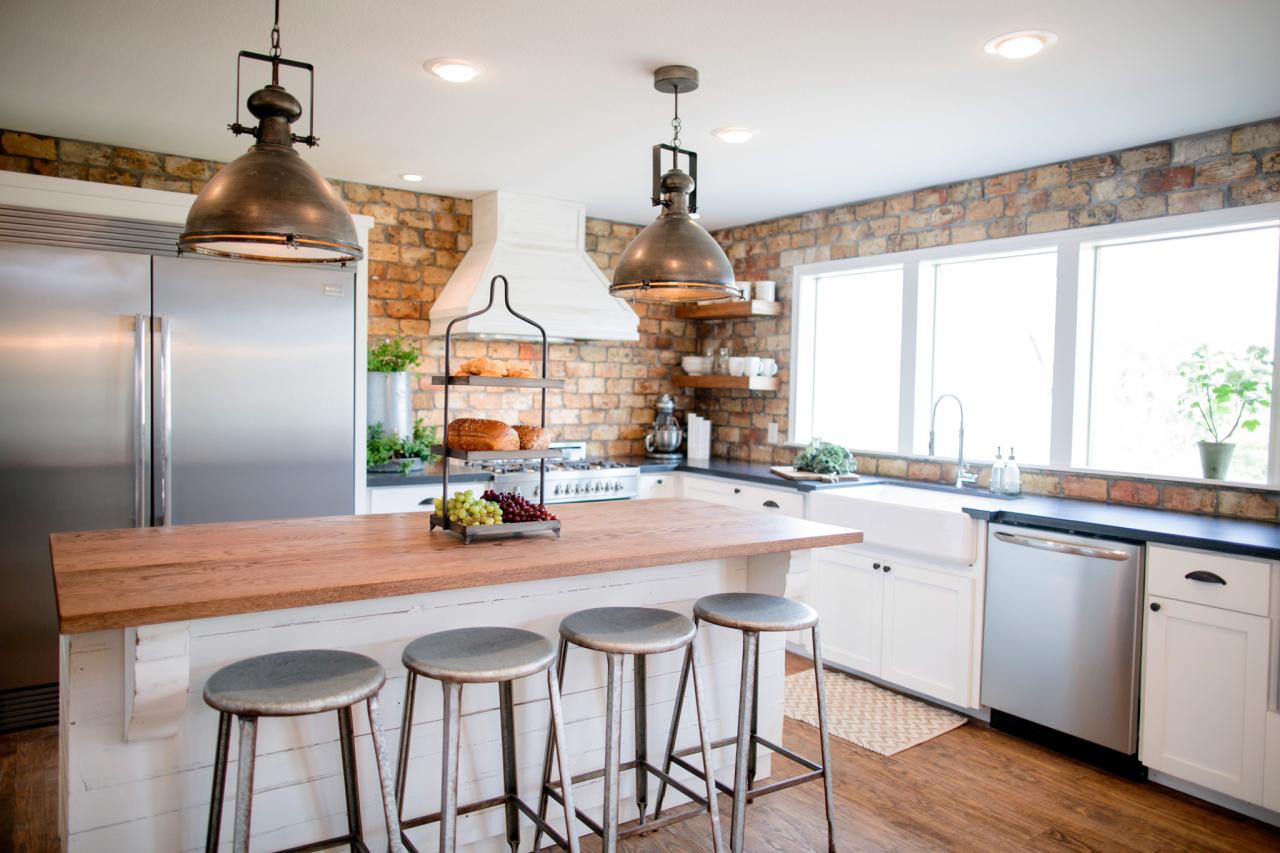 hgtv fixer upper kitchen lighting