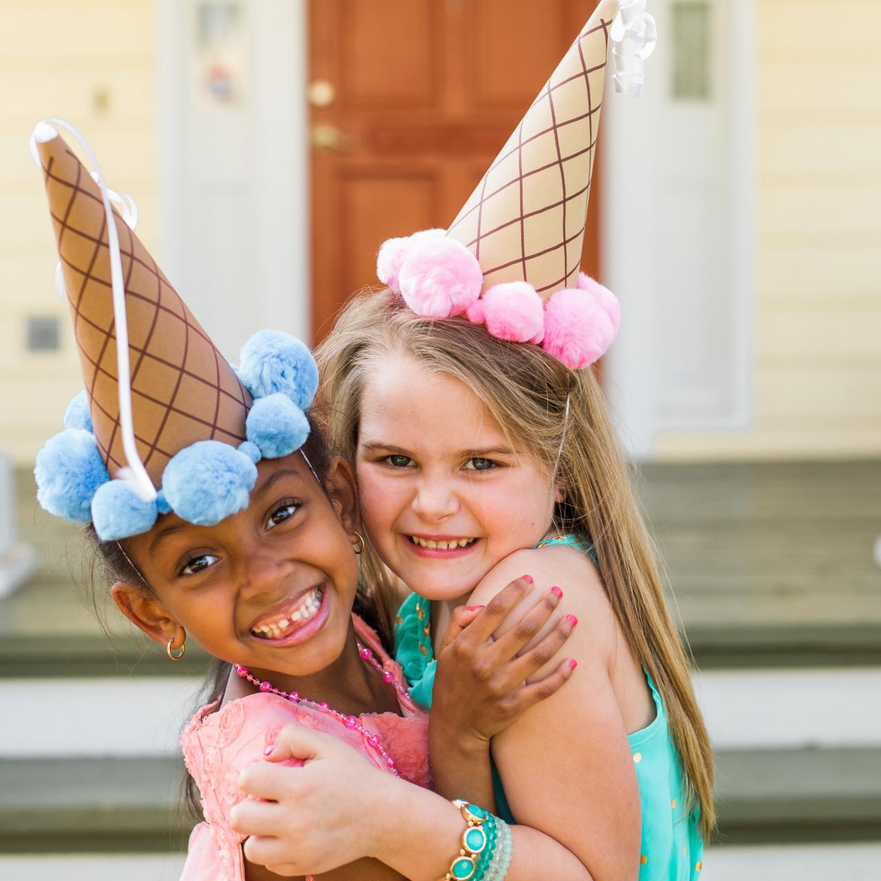 bag grænseflade mandig How to Make Ice Cream Cone Party Hats | 10 Tips for Easy Entertaining | HGTV