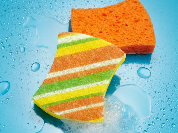 wet kitchen sponges