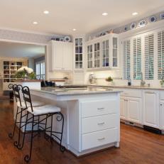 Traditional Colonial Kitchen With Chic Blue Accents