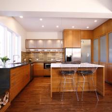 Bamboo Creates Warmth in Contemporary Kitchen