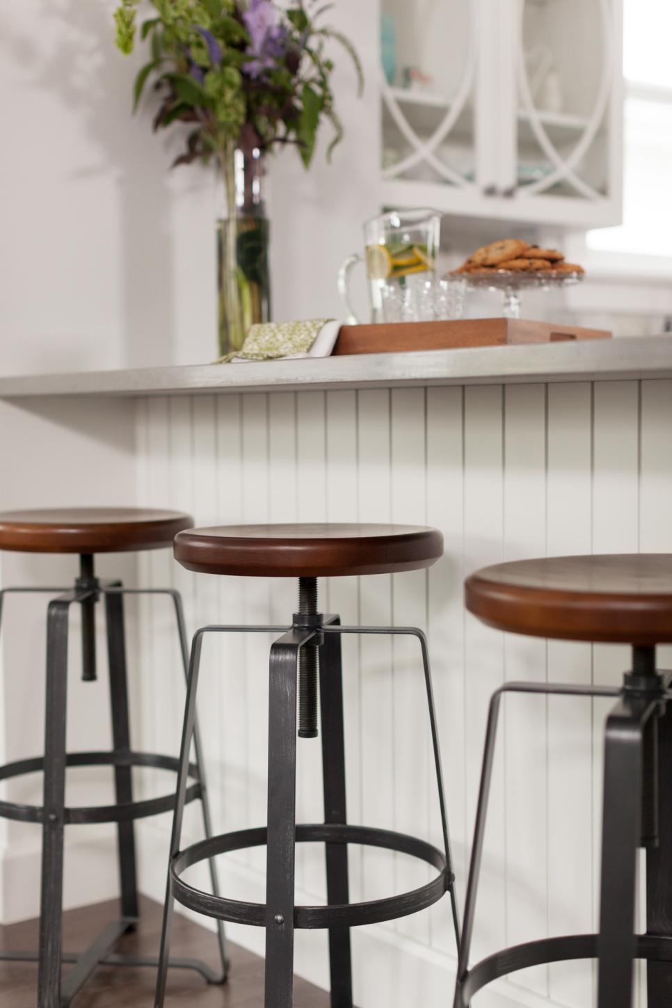 Diy Breakfast Bar Countertop Concrete in a weekend. Concrete bar