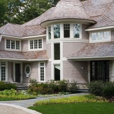 Cape Cod Lake House With Cedar Shingle Roof