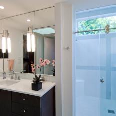 Contemporary Bathroom With Bright Walk-In Shower