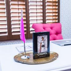 Home Office Features Fashion-Inspired Personality