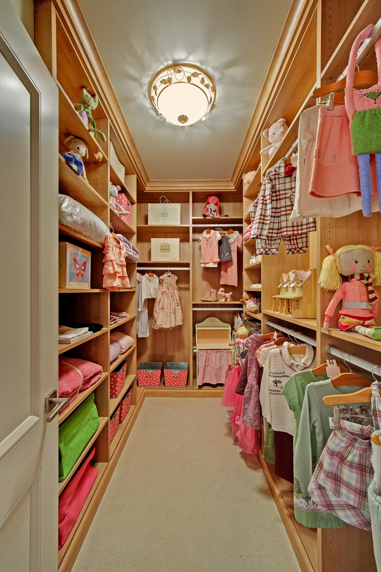 Kids Closets and Storage
