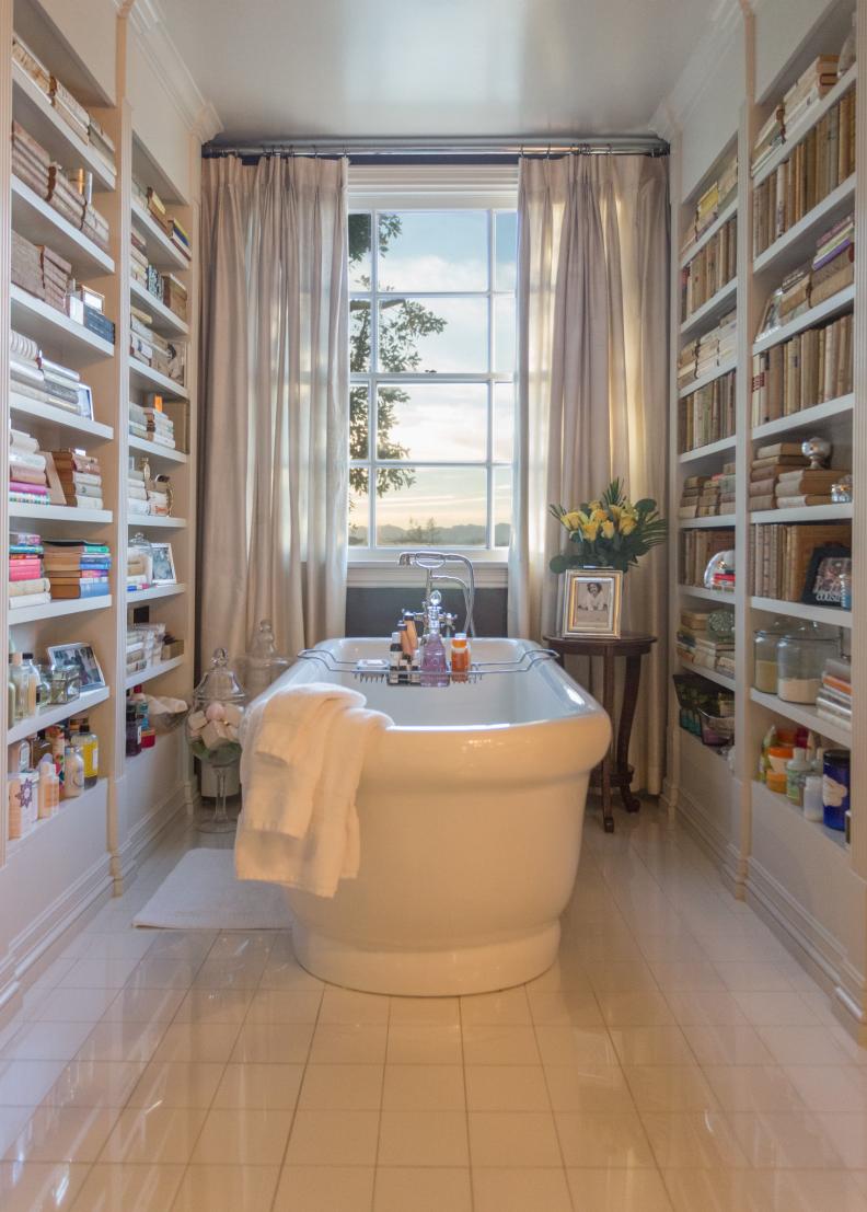 Celebrity Bathroom With Built-In Bookshelves